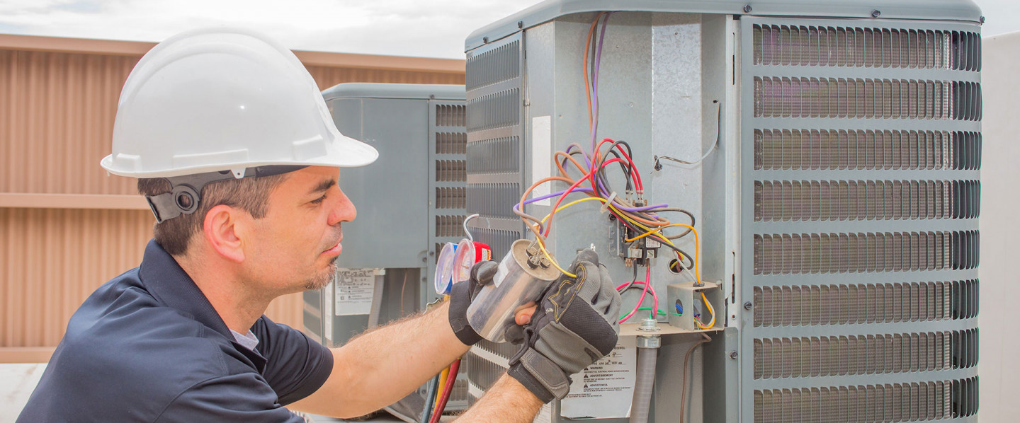 Maintain Interior Comfort With the Help of an HVAC Contractor